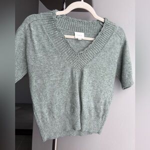 Cyrus XS green short sleeve knit sweater